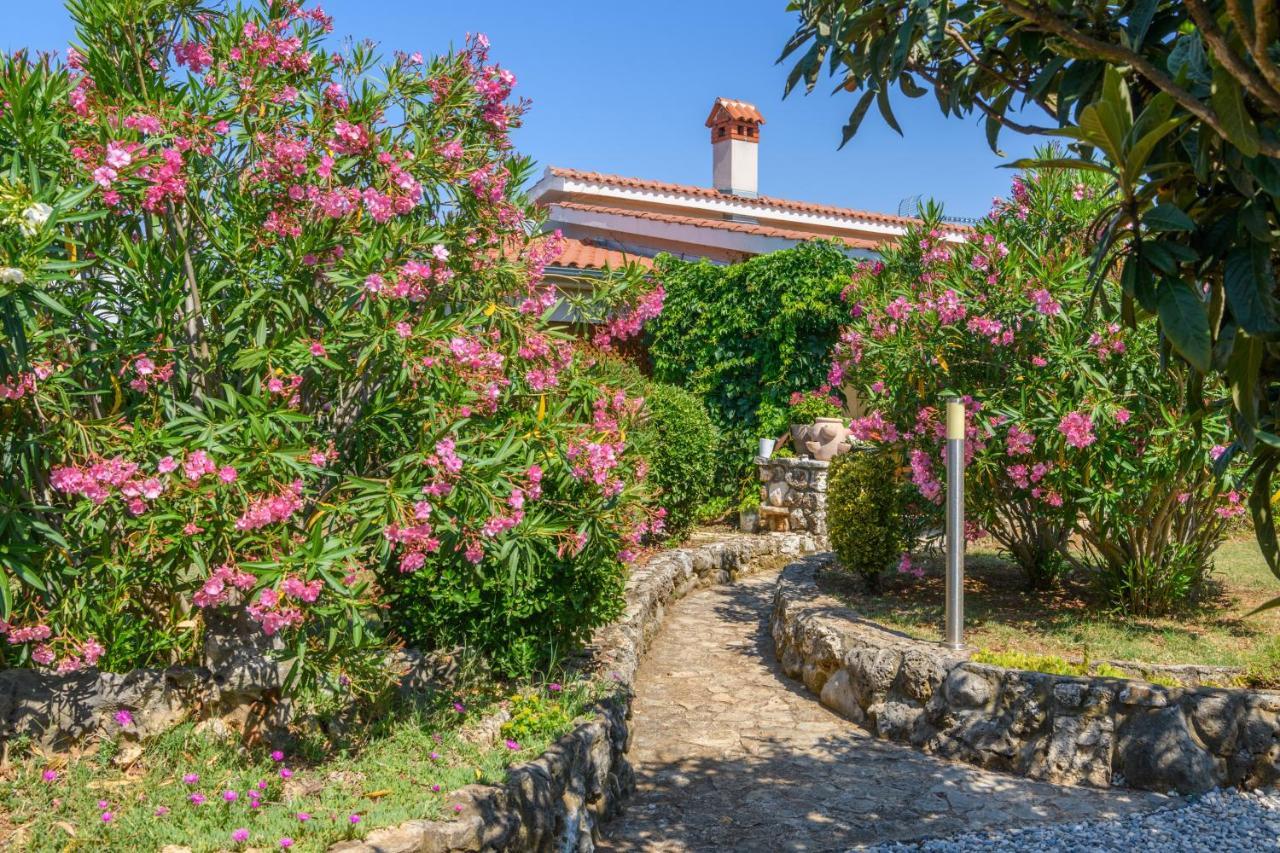 Haus Rustica Villa Pula Dış mekan fotoğraf